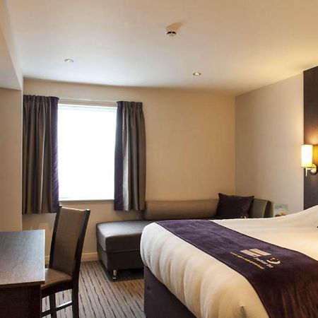 Premier Inn Tring Dış mekan fotoğraf