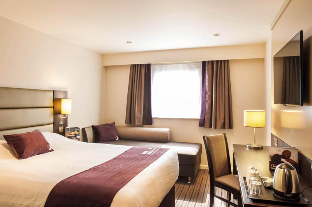 Premier Inn Tring Dış mekan fotoğraf